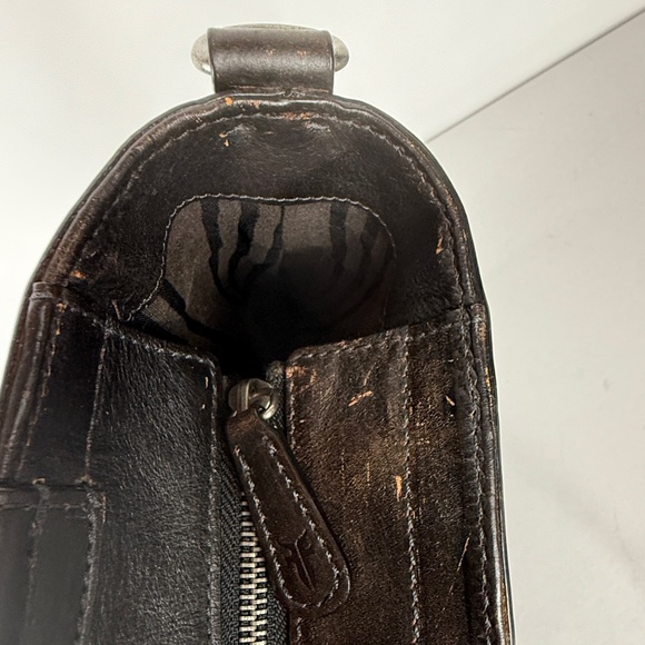 Frye Distressed Dark Brown Leather Tote / Crossbody Bag - Picture 8 of 15